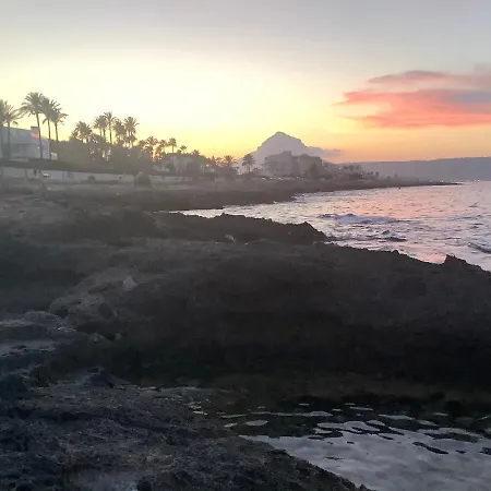 Acogedor Y Precioso Atico En Primera Linea Playa * Jávea